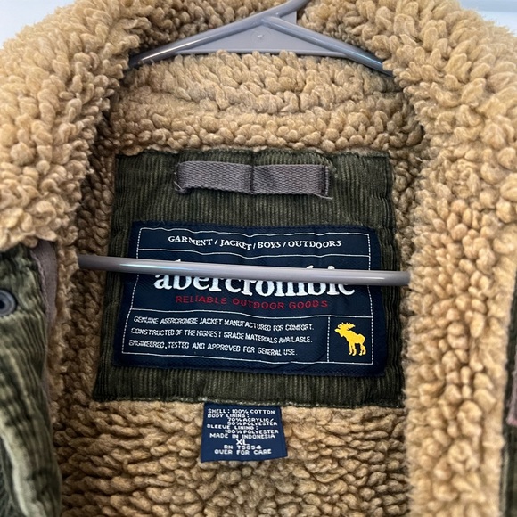 Vintage Abercrombie Fur Lined Jacket - Picture 2 of 5